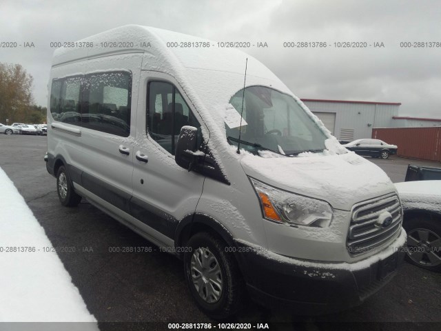 Ford Transit passenger wagon (2019)