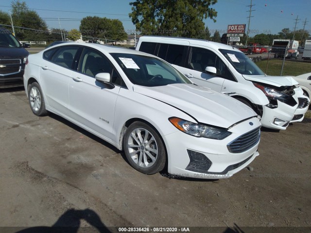 Ford Fusion hybrid (2019)