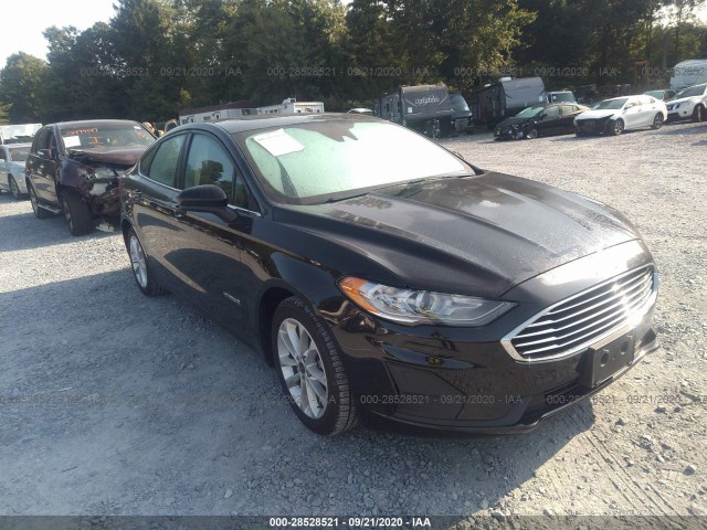 Ford Fusion hybrid (2019)