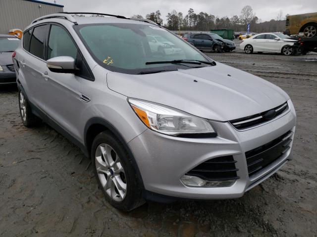Ford Escape tit (2014)