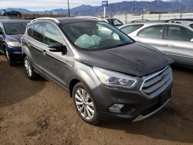Ford Escape tit (2017)