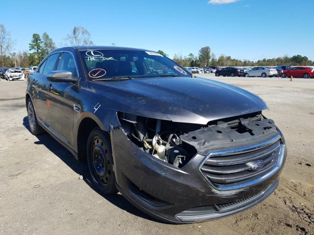 Ford Taurus lim (2015)
