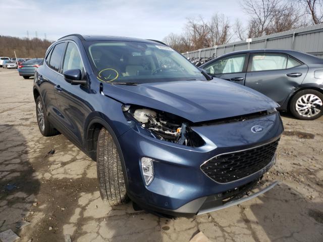 Ford Escape tit (2020)