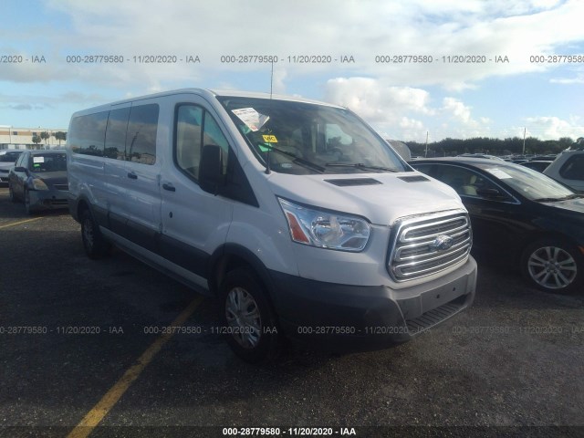 Ford Transit passenger wagon (2018)
