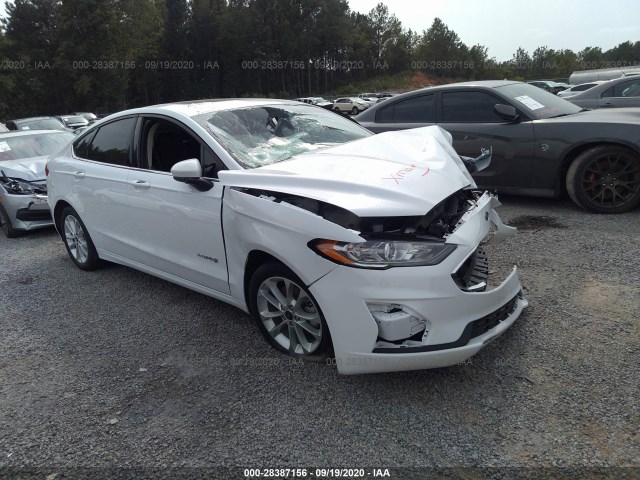 Ford Fusion hybrid (2019)