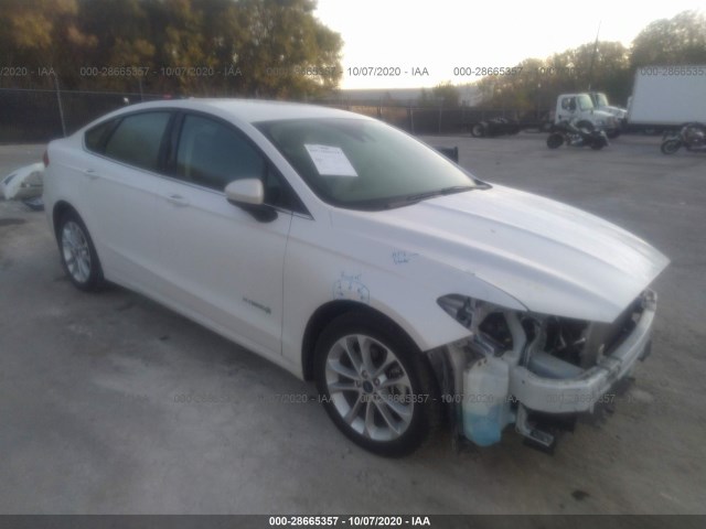 Ford Fusion hybrid (2019)