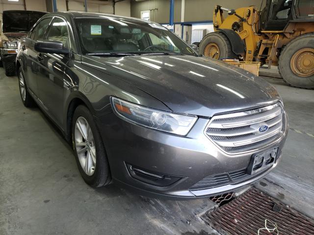 Ford Taurus sel (2015)