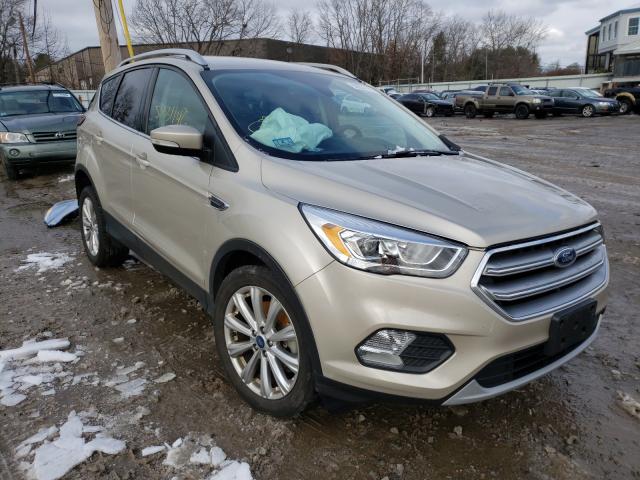 Ford Escape tit (2017)