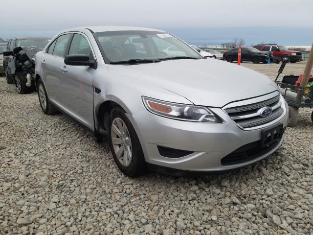 Ford Taurus se (2012)