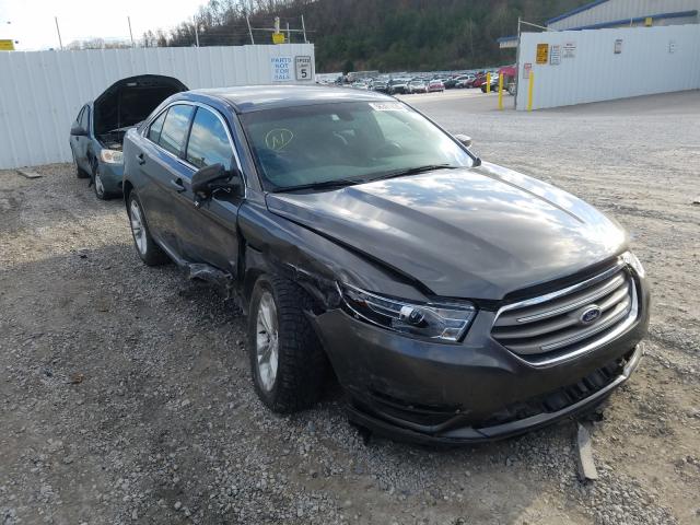 Ford Taurus sel (2015)