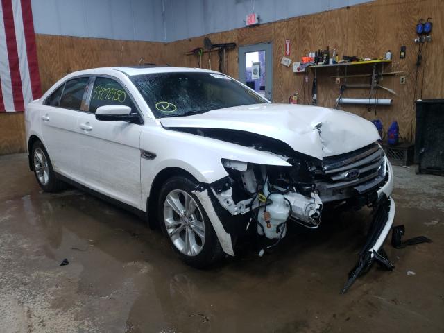 Ford Taurus sel (2013)