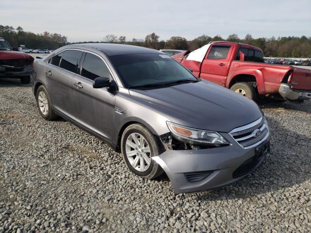 Ford Taurus se (2012)