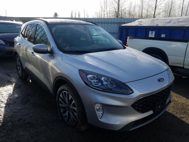 Ford Escape tit (2020)