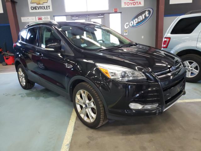 Ford Escape tit (2014)