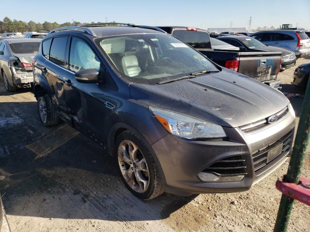 Ford Escape tit (2014)