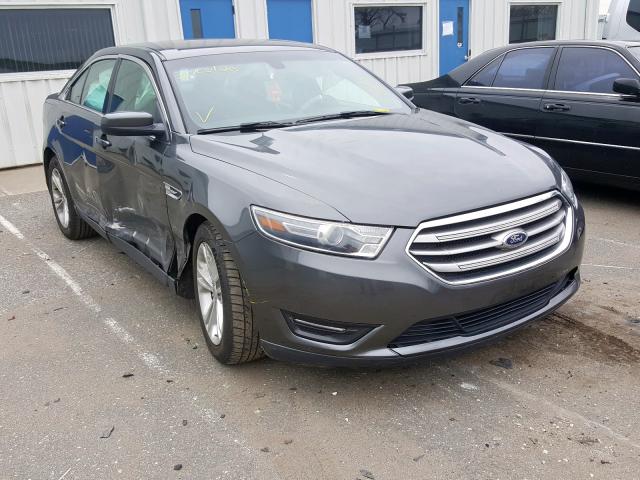 Ford Taurus sel (2015)
