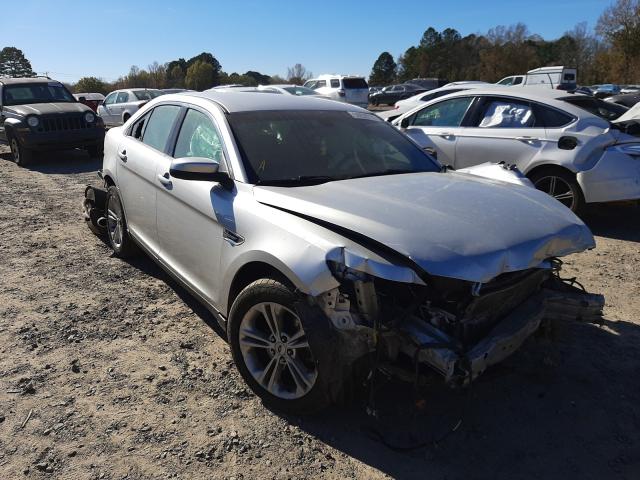 Ford Taurus sel (2015)