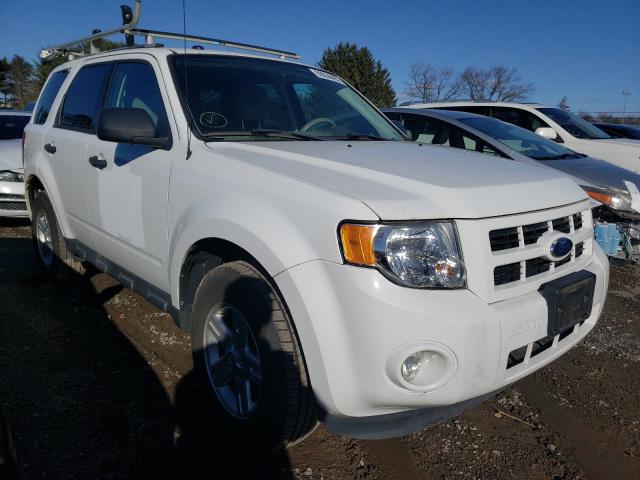 Ford Escape hyb (2011)
