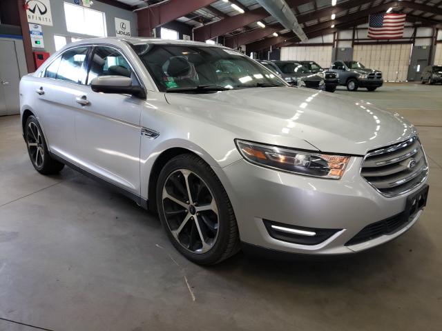Ford Taurus sel (2015)