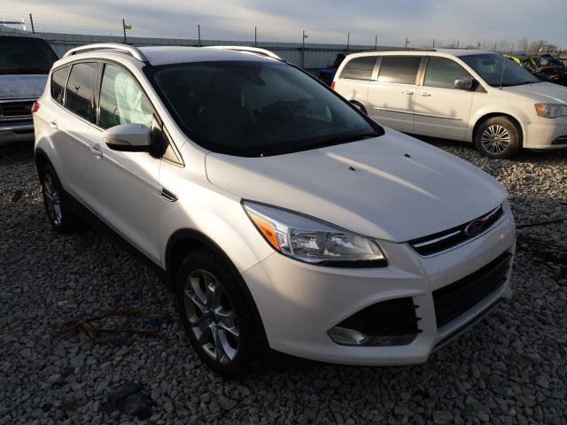 Ford Escape tit (2014)