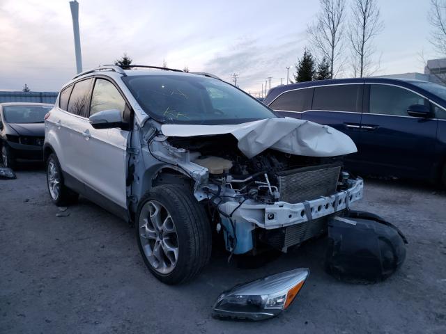 Ford Escape tit (2014)