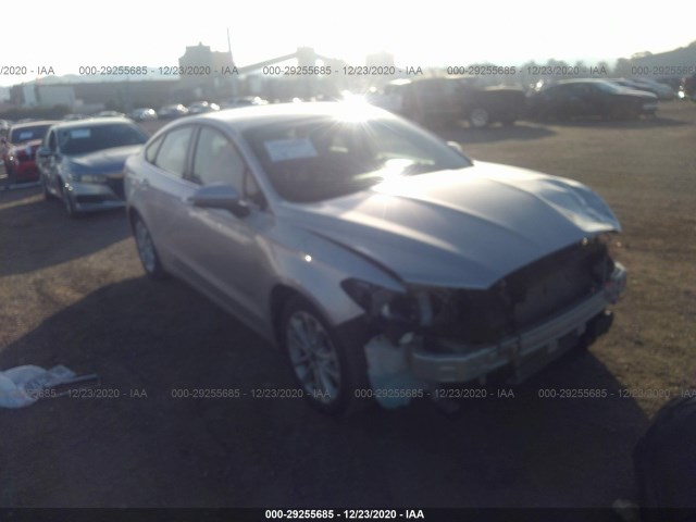 Ford Fusion hybrid (2019)