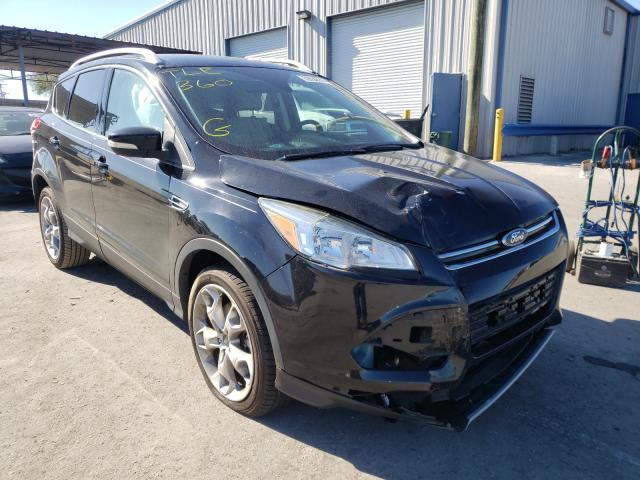 Ford Escape tit (2016)