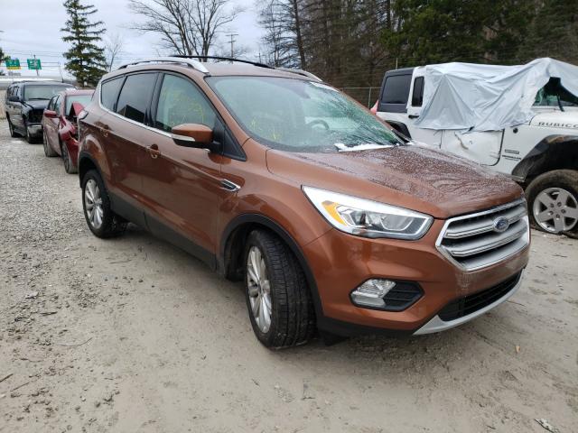 Ford Escape tit (2017)