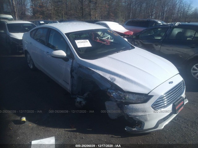 Ford Fusion hybrid (2019)