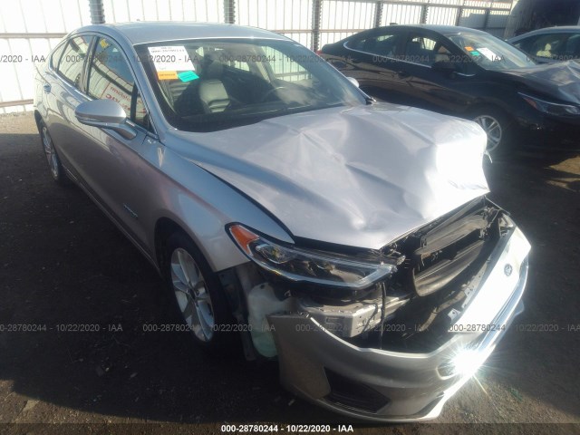 Ford Fusion hybrid (2019)
