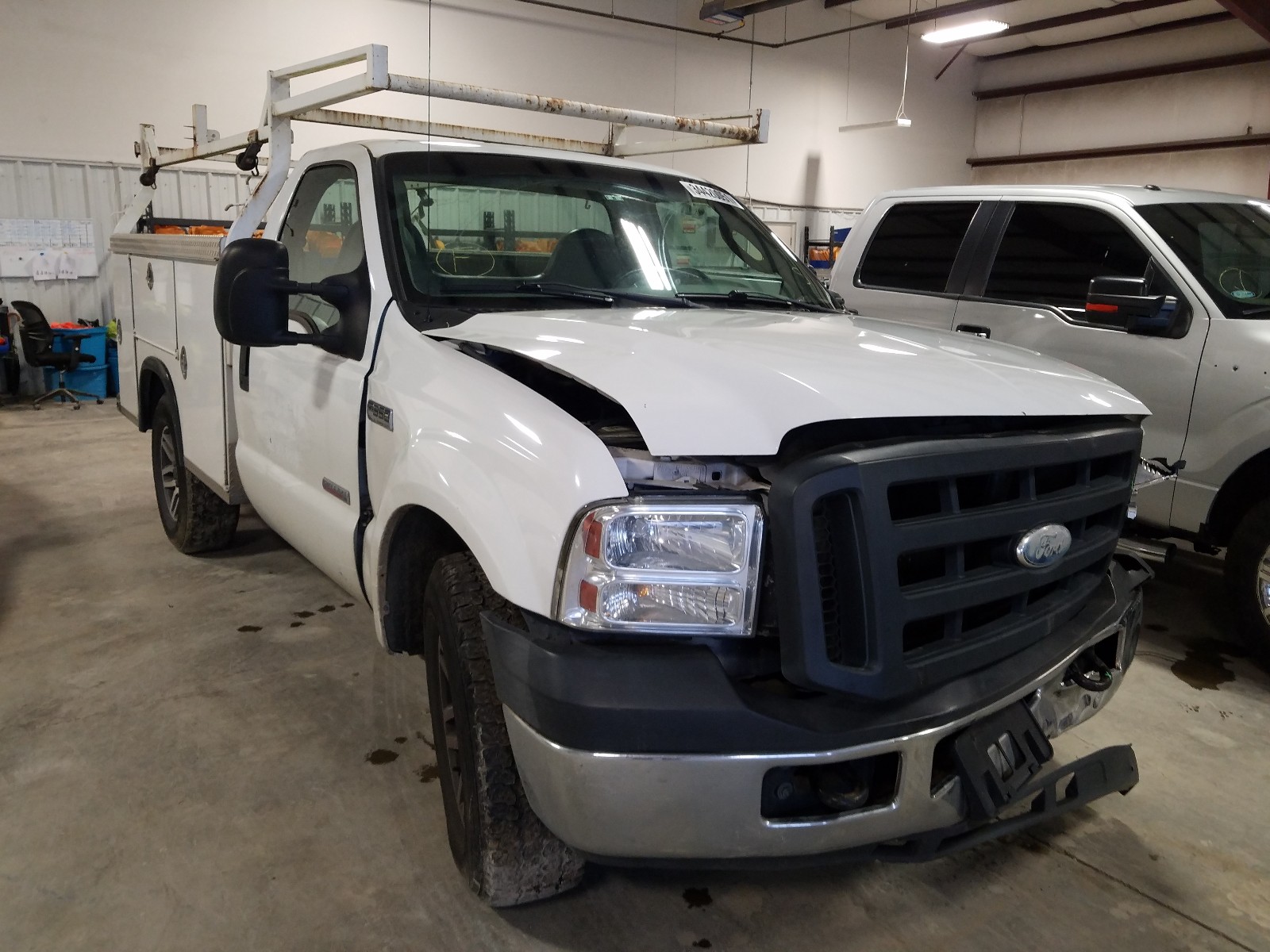Ford F350 srw s (2006)