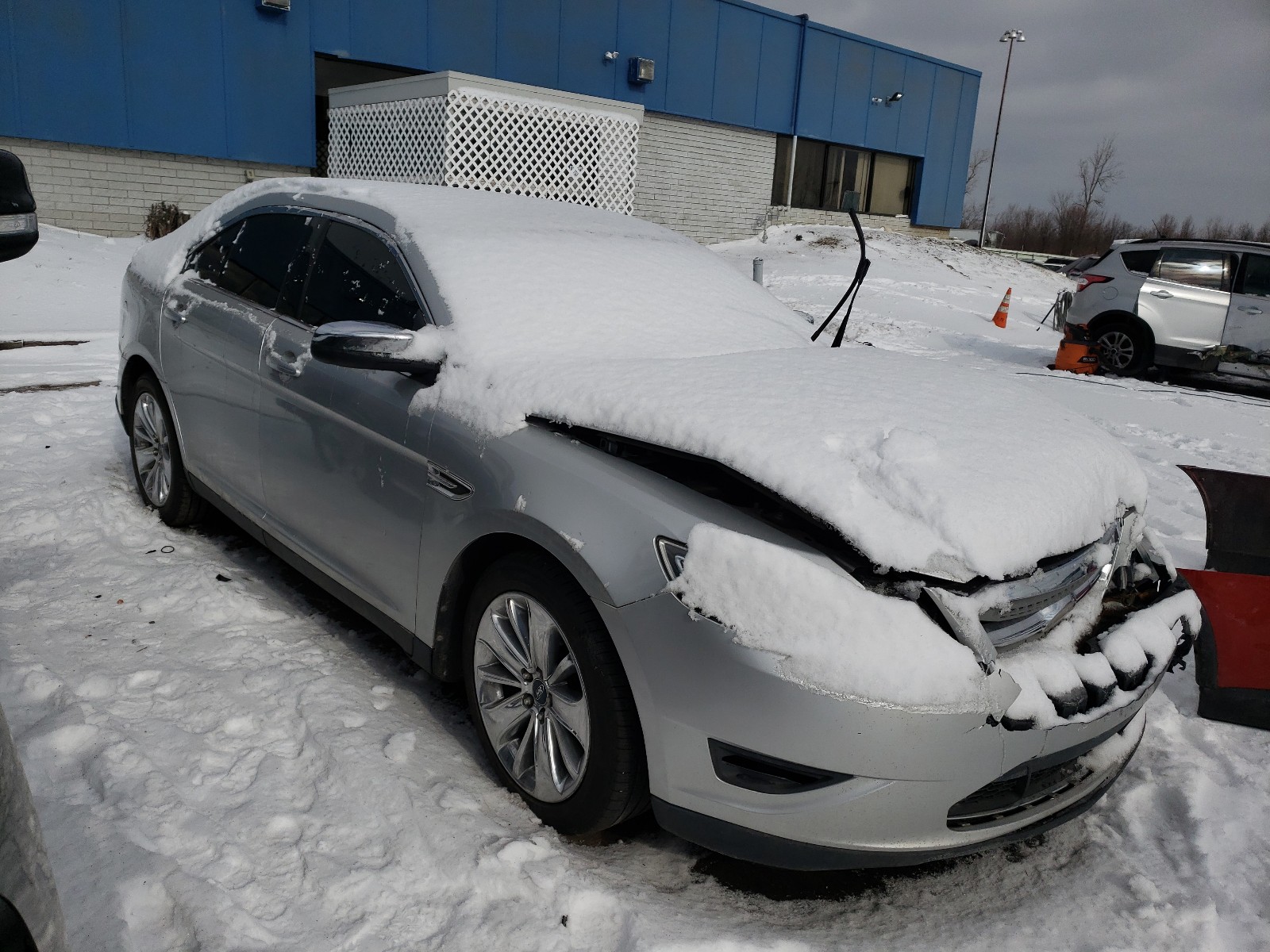 Ford Taurus lim (2010)