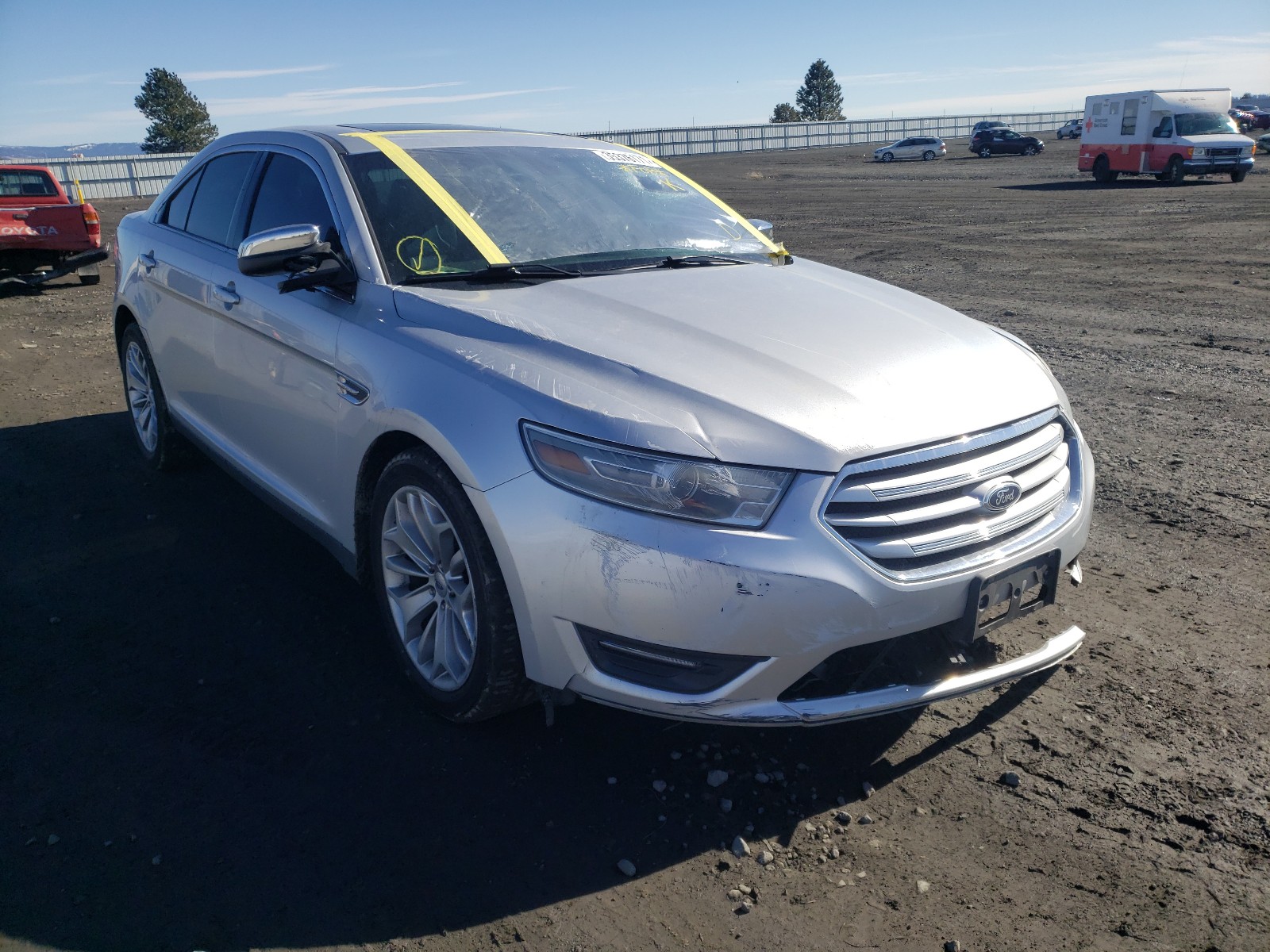 Ford Taurus lim (2013)