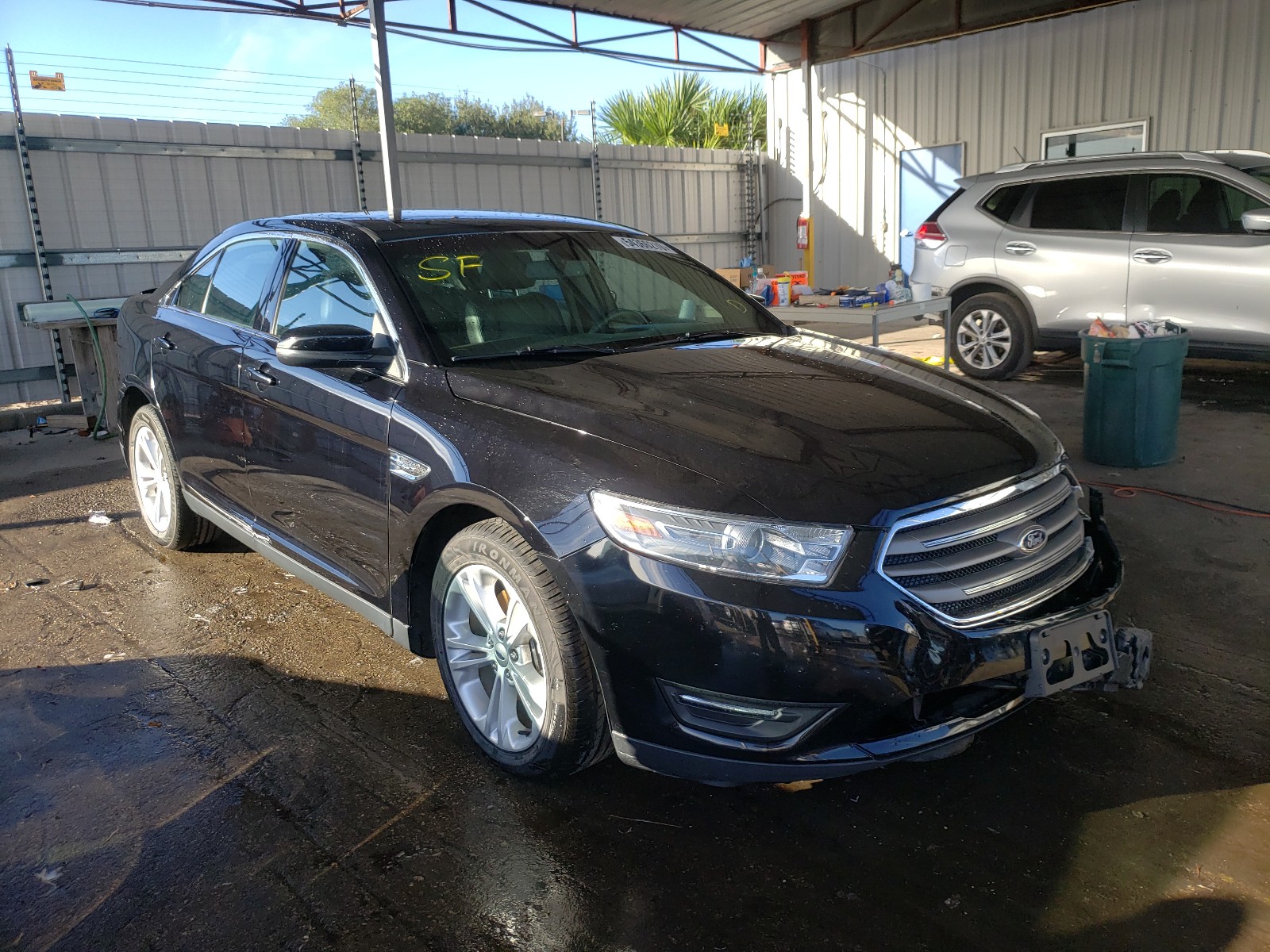 Ford Taurus sel (2016)
