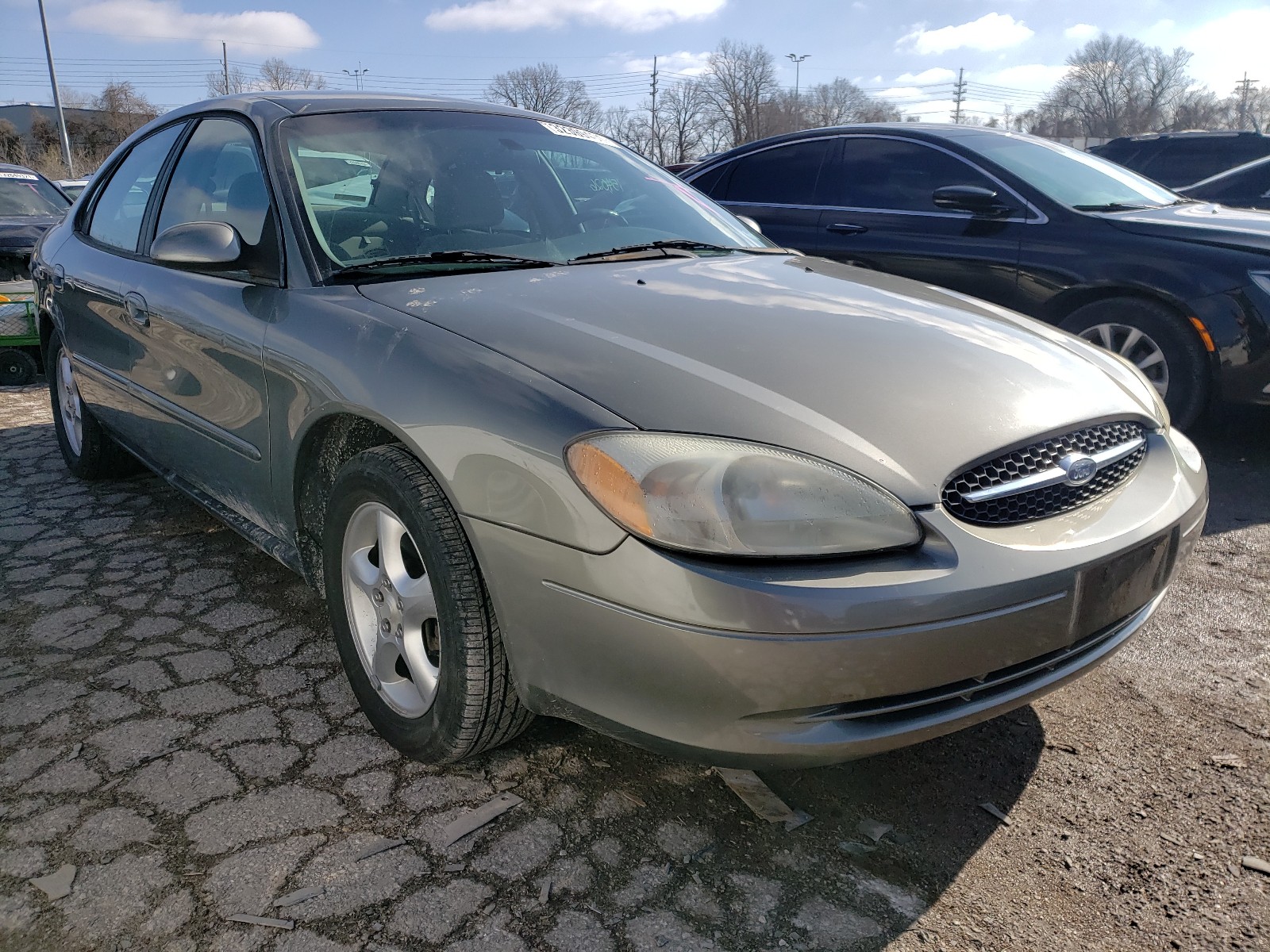 Ford Taurus ses (2001)
