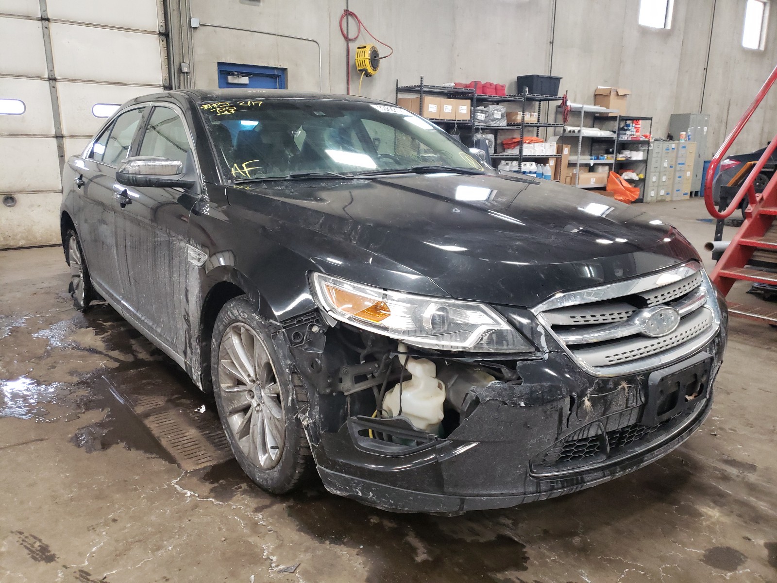 Ford Taurus lim (2010)