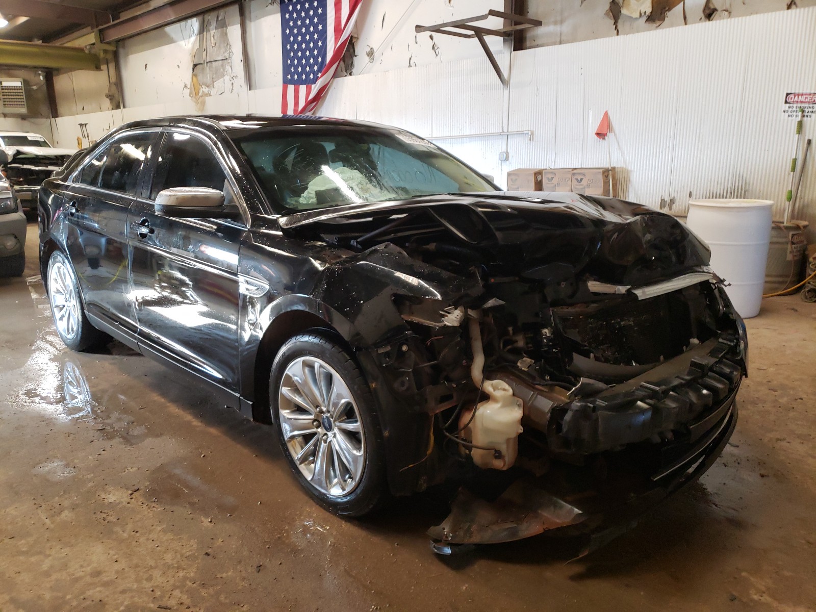 Ford Taurus lim (2012)