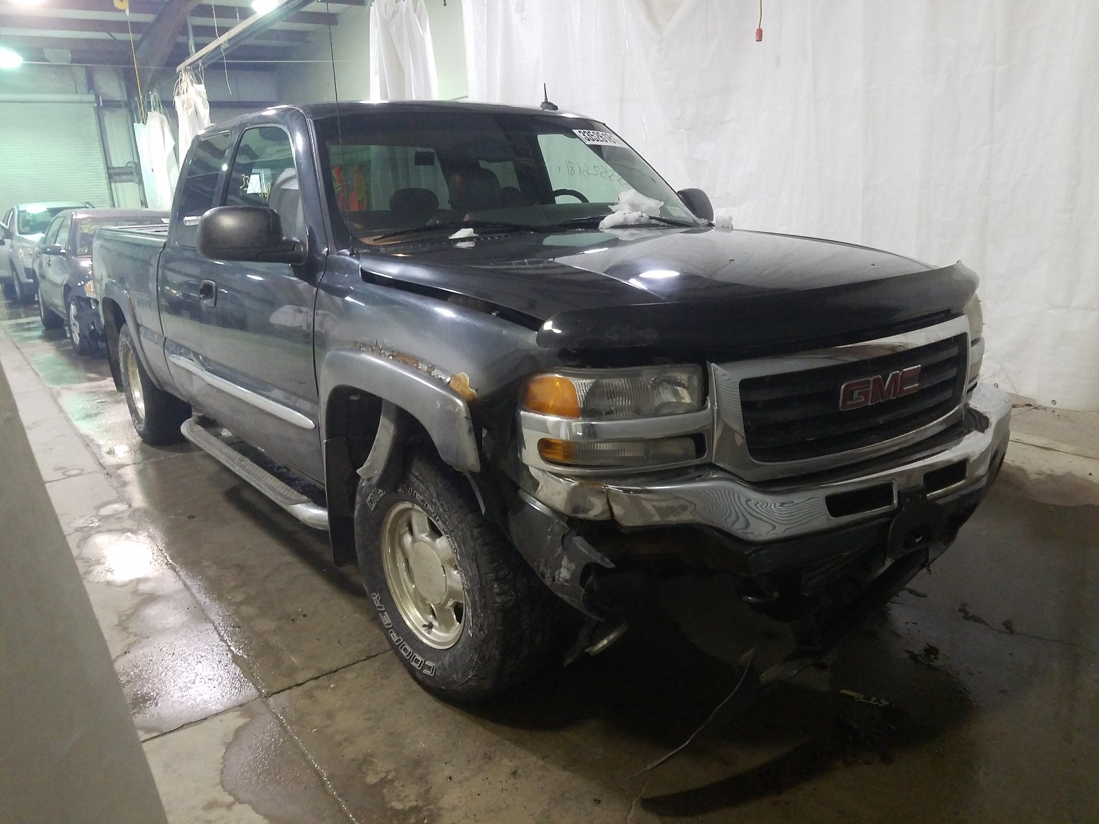 Gmc New sierra (2003)