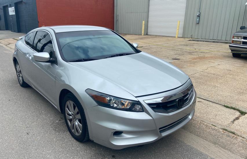Honda Accord lx (2012)