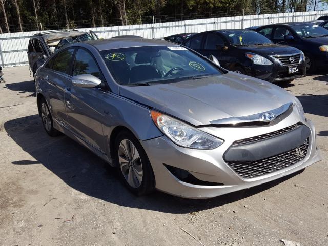 Hyundai Sonata hyb (2013)