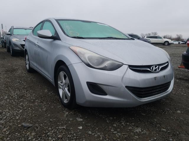 Hyundai Elantra gl (2011)