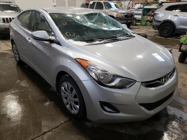 Hyundai Elantra gl (2013)