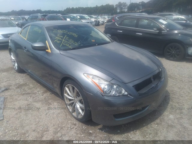 Infiniti G37 convertible (2010)