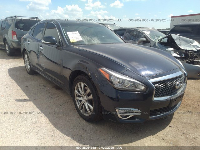 Infiniti Q70 (2015)