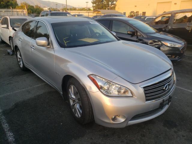 Infiniti M35h (2013)