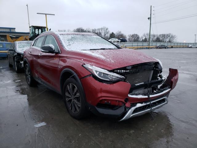 Infiniti Qx30 base (2017)
