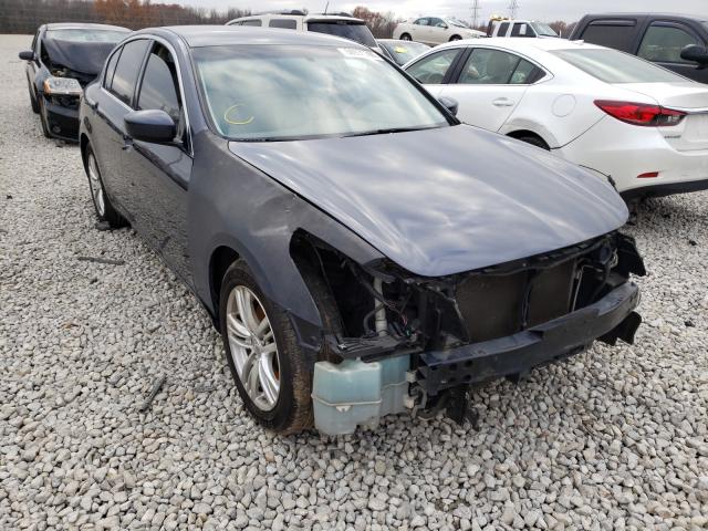 Infiniti G25 base (2011)