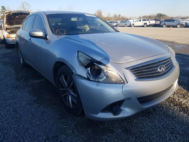 Infiniti G25 base (2012)