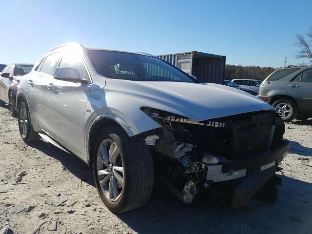 Infiniti Qx30 base (2018)