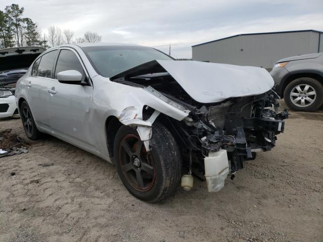 Infiniti G25 base (2011)